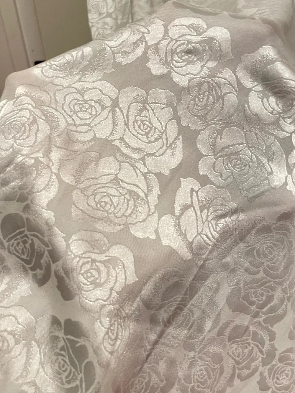 Nina square neckline